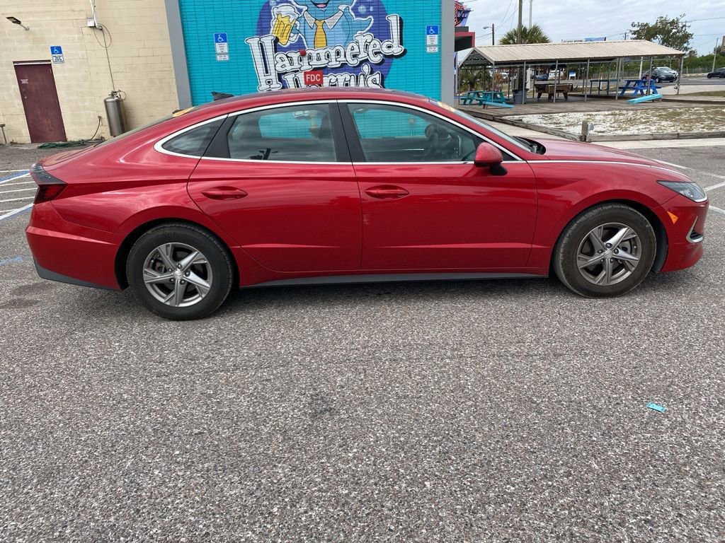 Used 2020 Hyundai Sonata SE w/ Cargo Package image 2