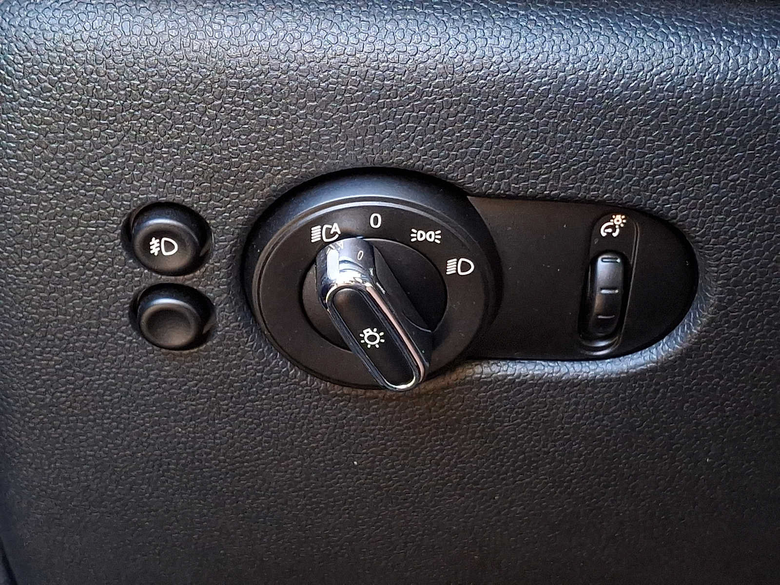 Used 2017 MINI Cooper S FWD image 23