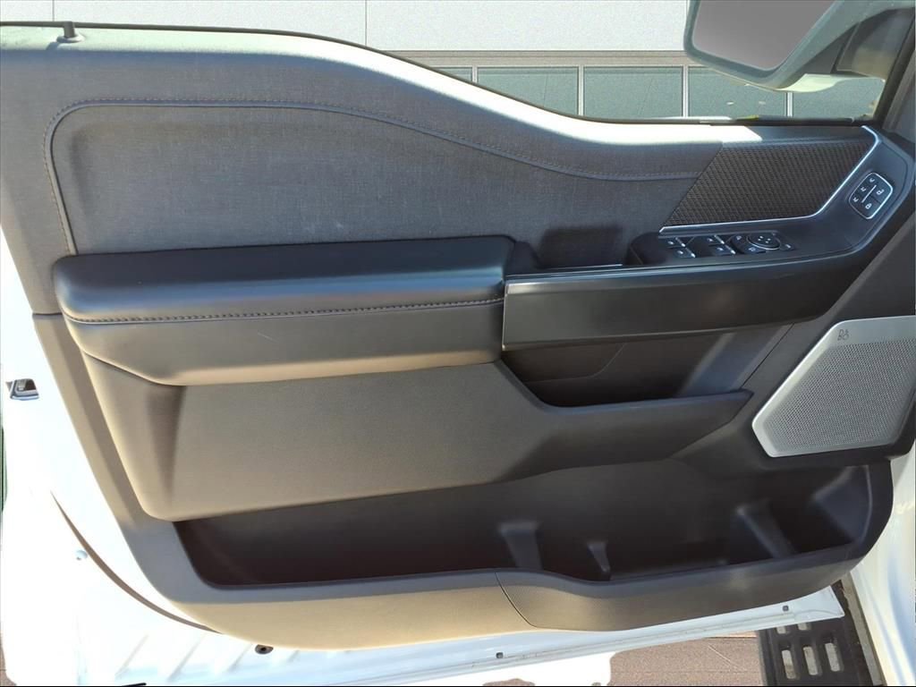 Used 2023 Ford F150 Raptor w/ Raptor Carbon Fiber Package image 17