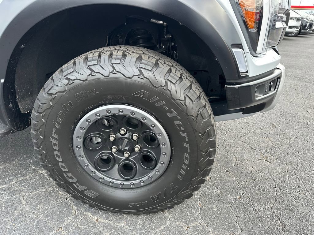 Certified 2025 Ford F150 Raptor AWD/4WD image 12