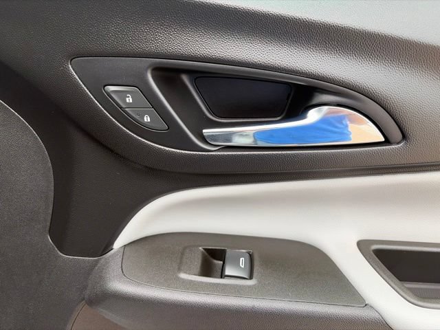 Used 2021 Chevrolet Equinox LS w/ LS Convenience Package AWD/4WD image 49