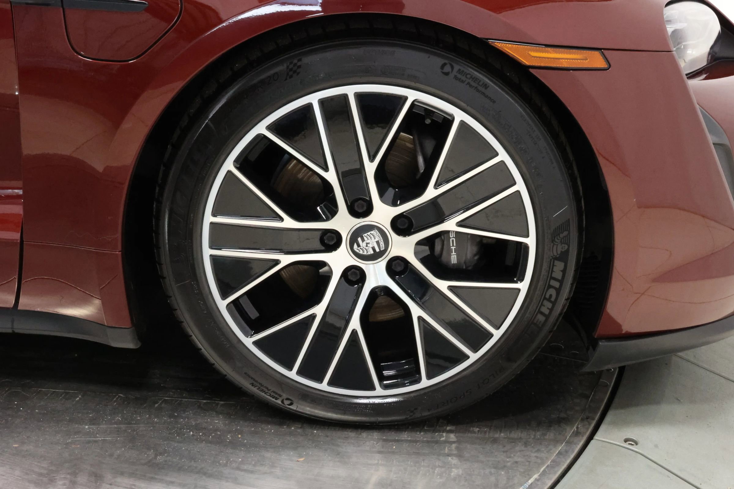 Used 2022 Porsche Taycan image 86