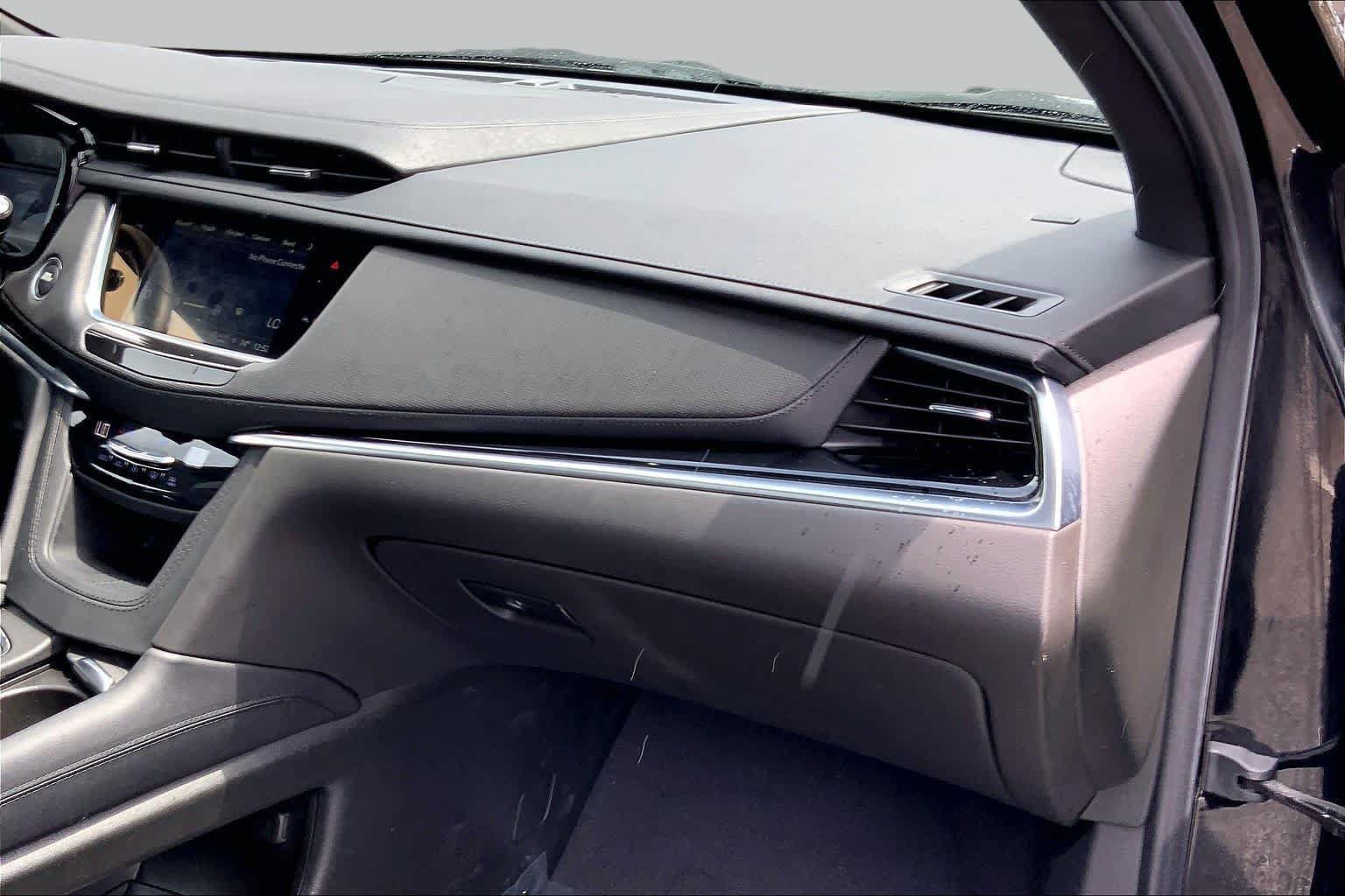 Used 2024 Cadillac XT6 Luxury FWD image 19