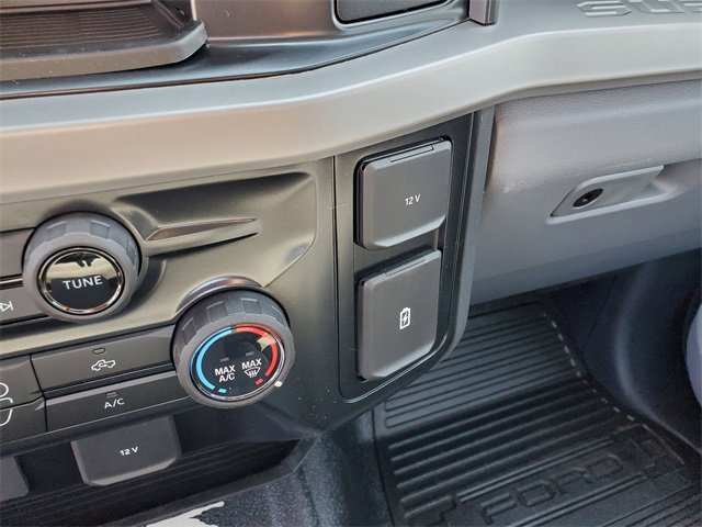 New 2025 Ford F450 XL w/ XL Chrome Package image 24
