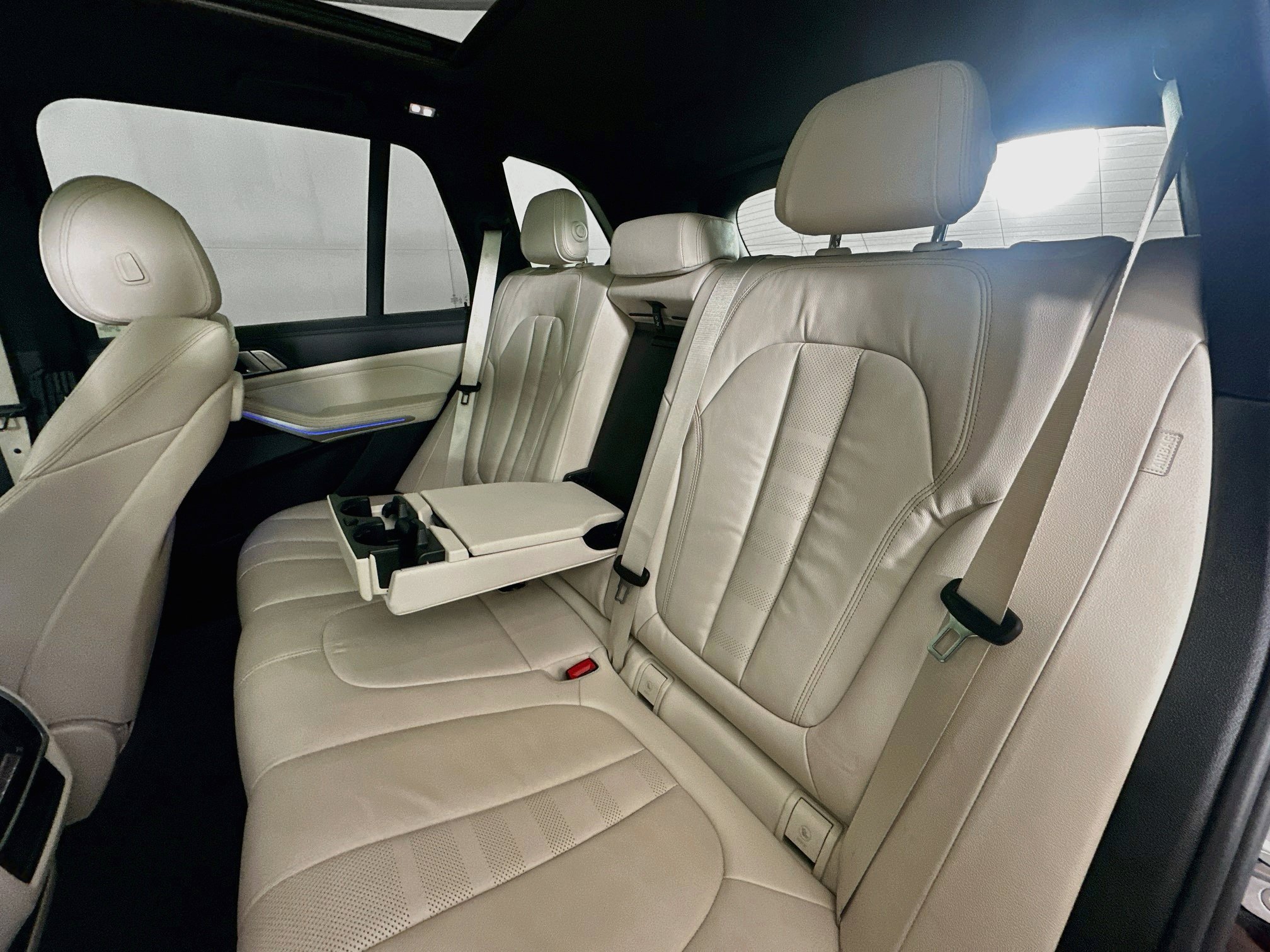 Used 2020 BMW X5 sDrive40i w/ M Sport Package RWD image 29