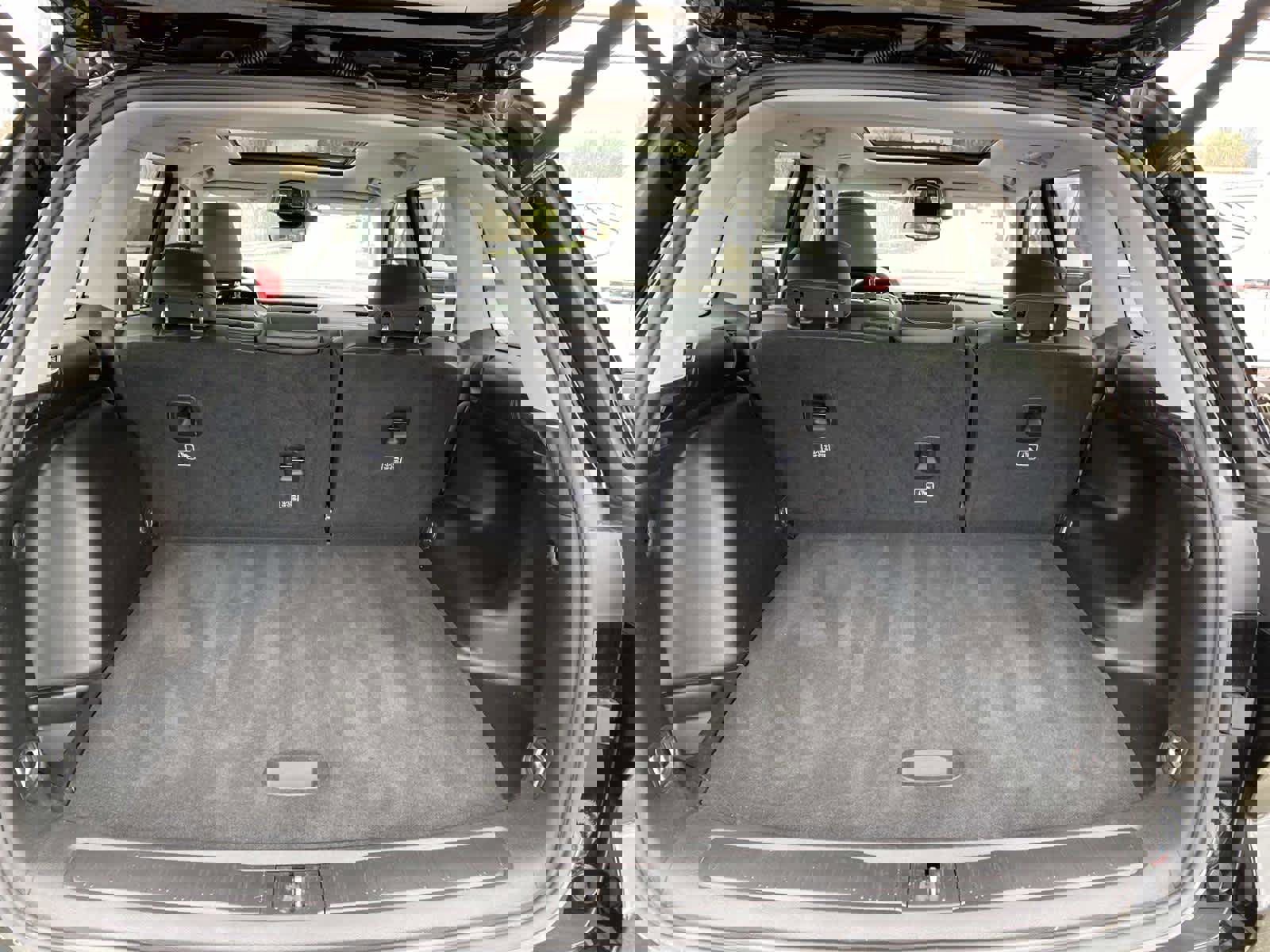 Used 2023 Jeep Grand Cherokee Limited image 5