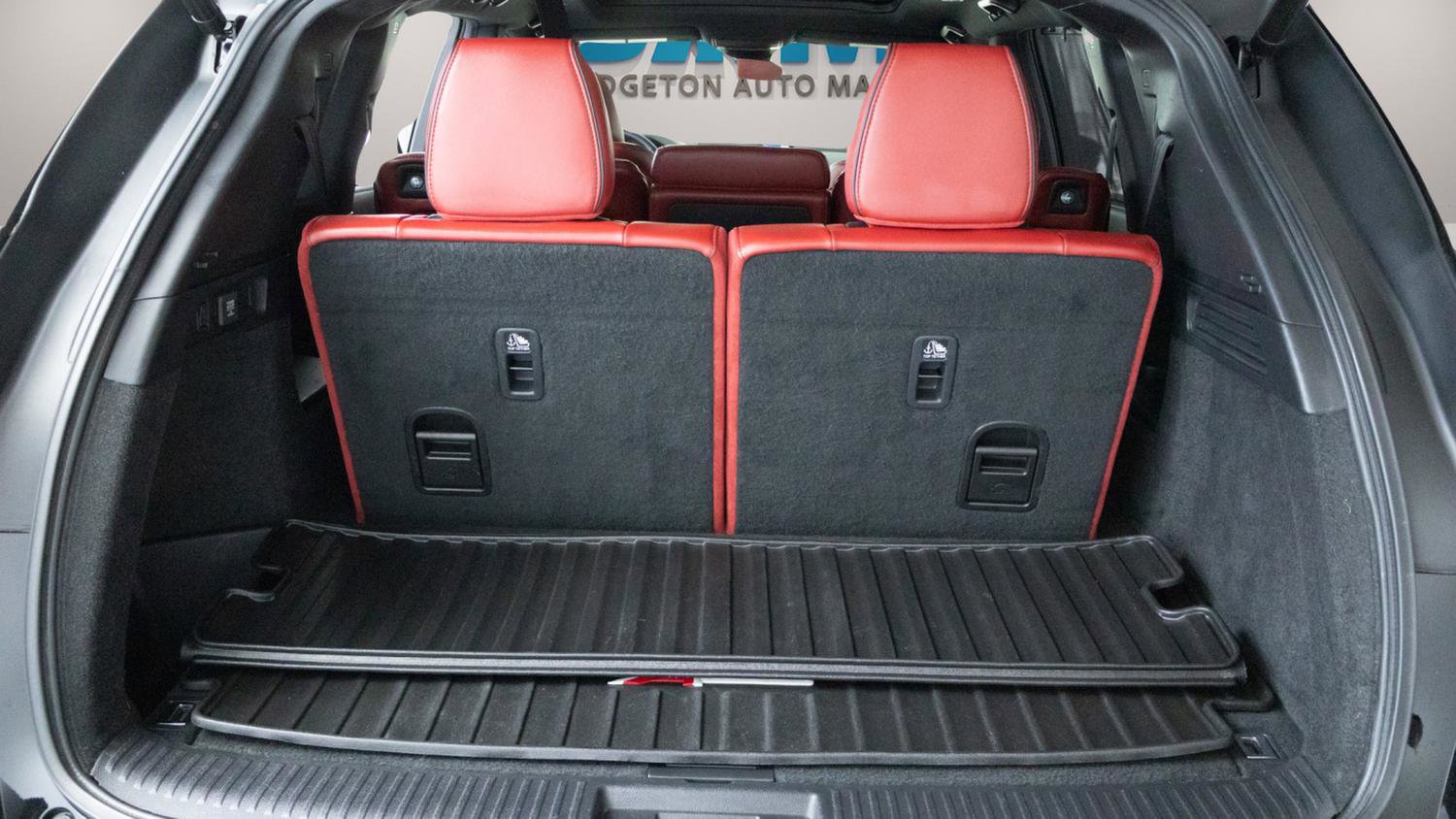 Used 2023 Acura MDX A-Spec AWD/4WD image 33