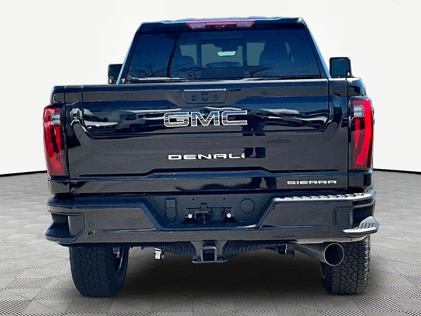 New 2026 GMC Sierra 3500 Denali Ultimate w/ LPO, Black Badging Package AWD/4WD image 4