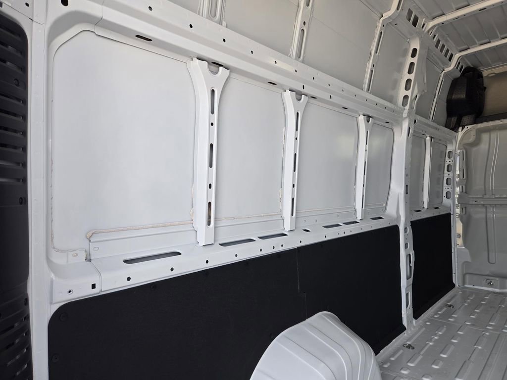 New 2025 RAM ProMaster 3500 w/ Roll-Up Rear Door Package image 11