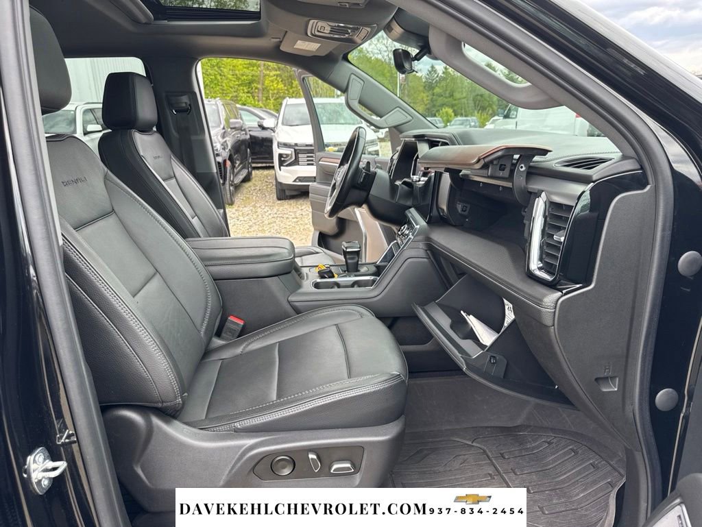 Used 2023 GMC Sierra 1500 Denali w/ Technology Package AWD/4WD image 33