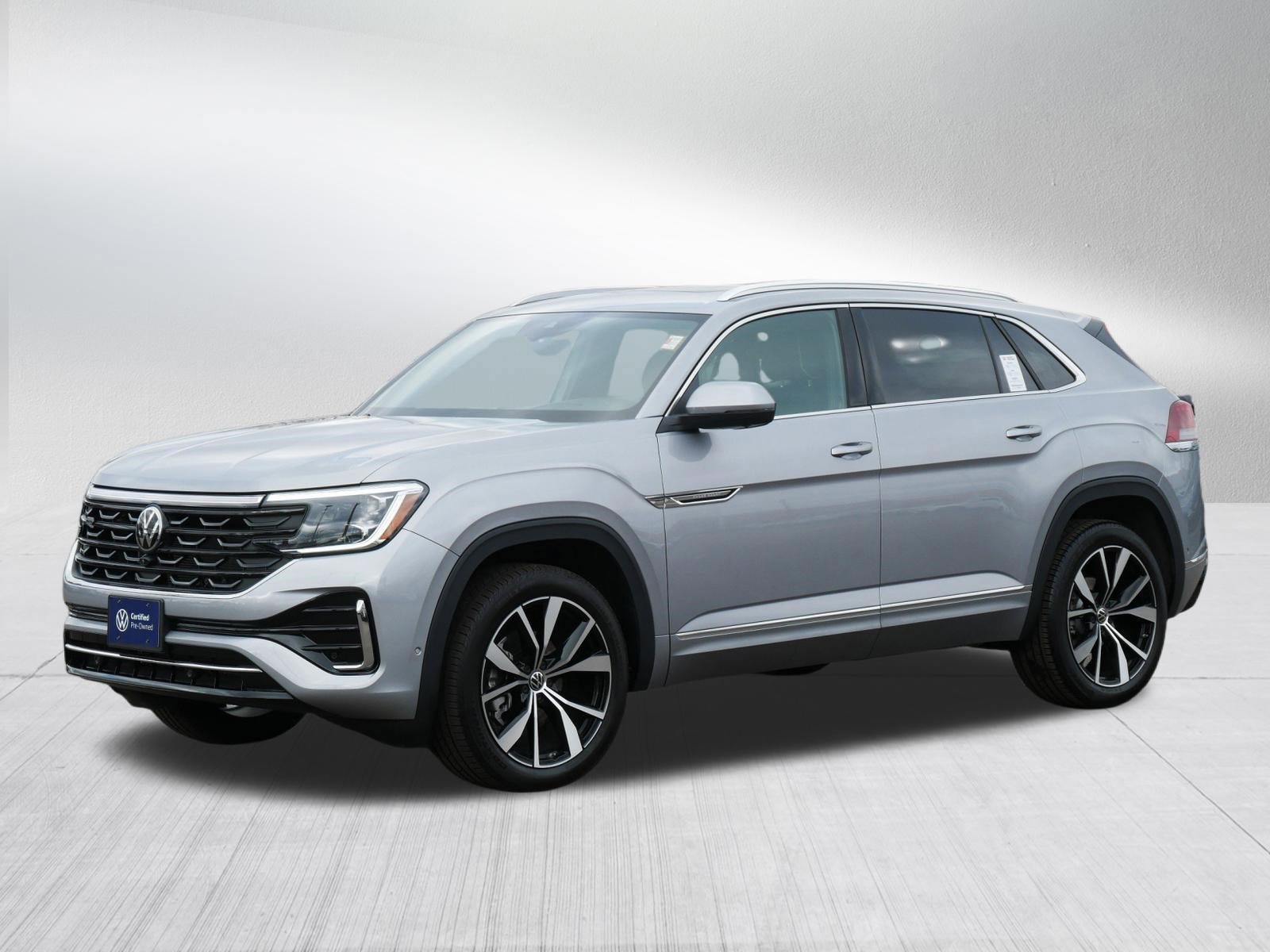 Certified 2025 Volkswagen Atlas Cross Sport SEL Premium R-Line image 3