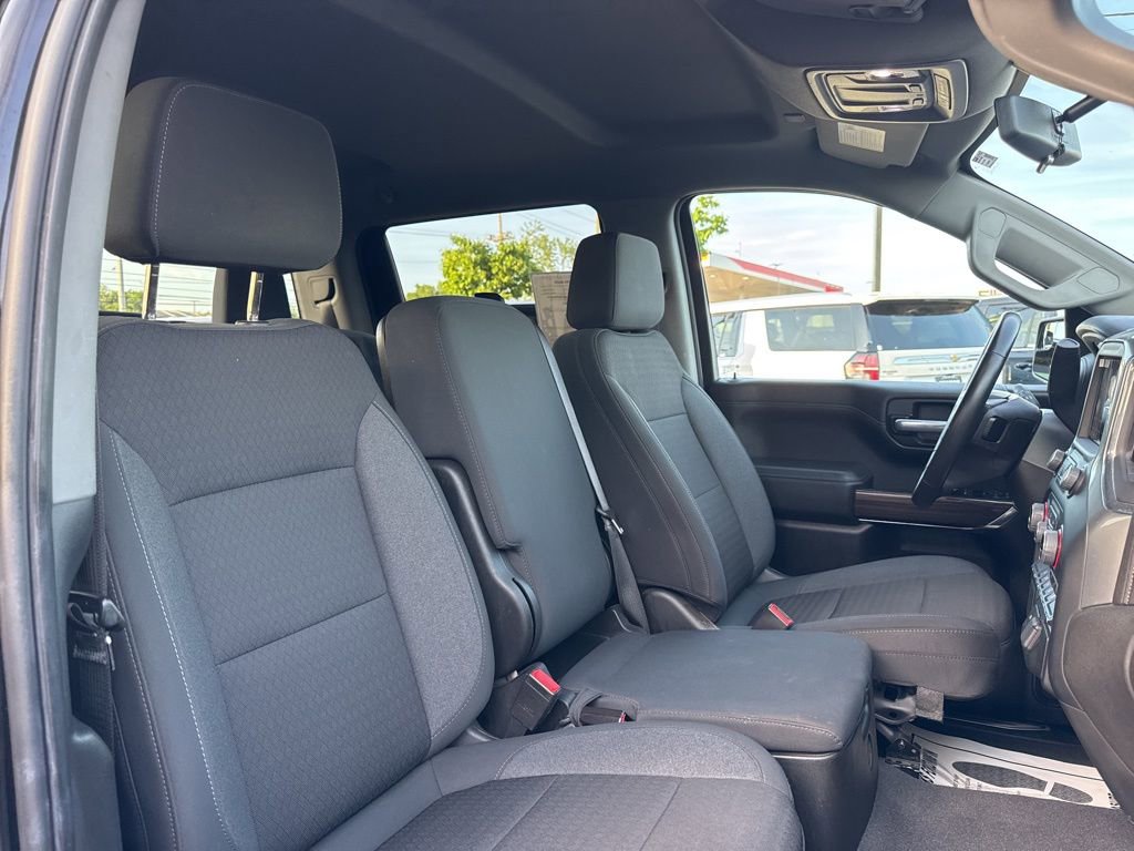 Used 2022 Chevrolet Silverado 1500 LT AWD/4WD image 19