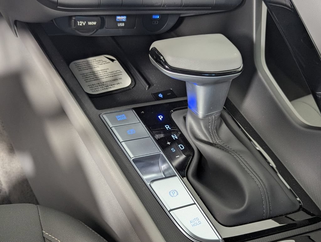 New 2026 Hyundai Elantra SEL FWD image 22