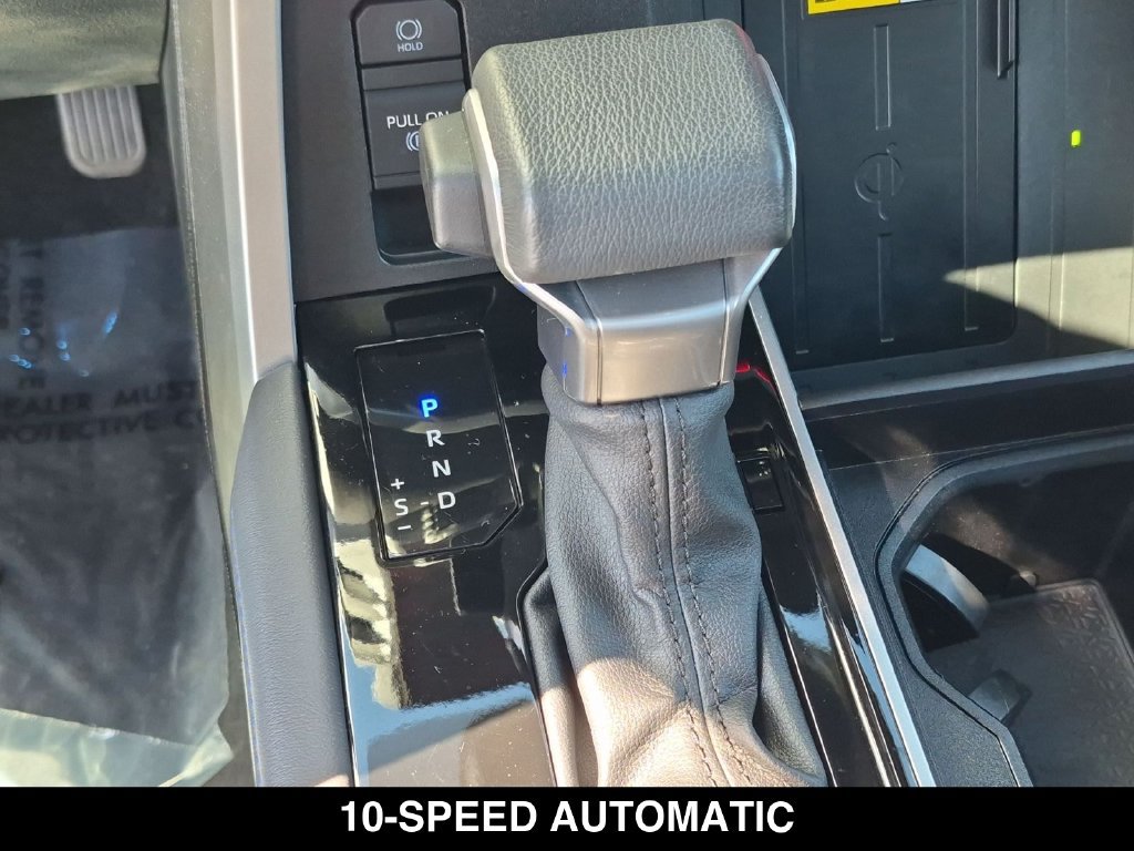 Used 2023 Toyota Sequoia Platinum AWD/4WD image 8