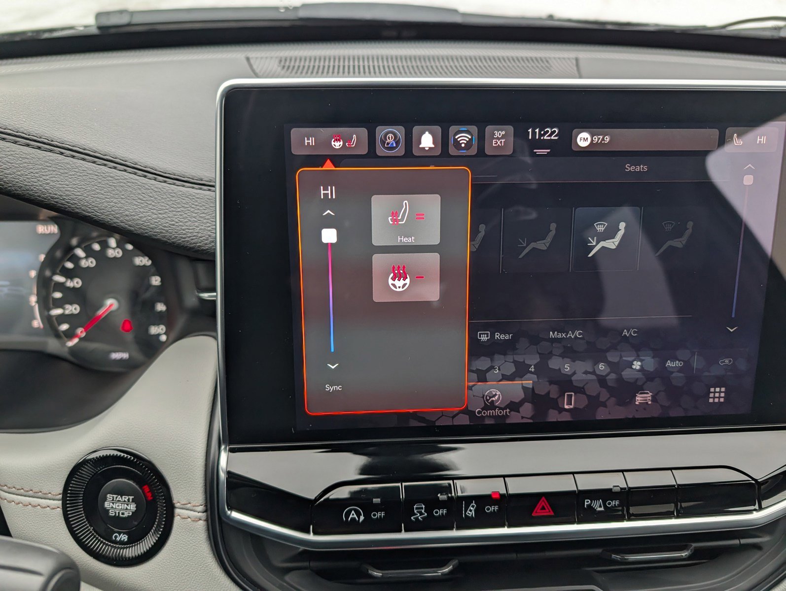 Used 2025 Jeep Compass Limited image 21