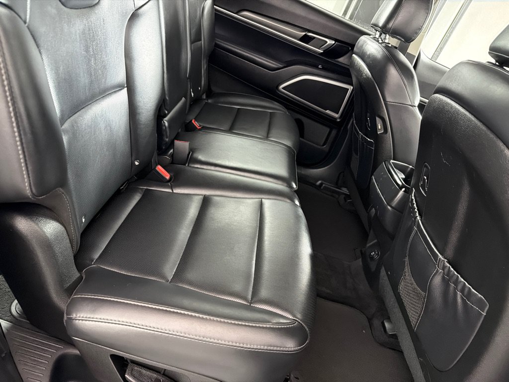 Used 2020 Kia Telluride LX FWD image 21