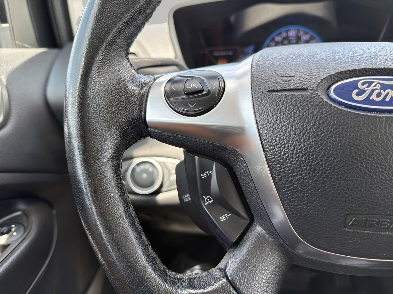 Used 2018 Ford C-MAX SE FWD image 25