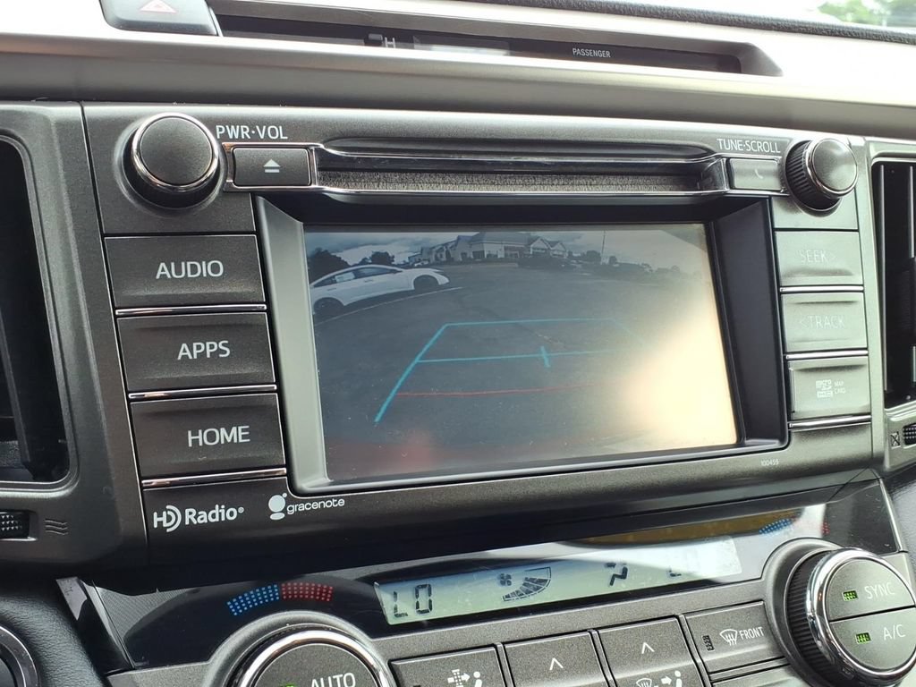 Used 2015 Toyota RAV4 Limited AWD/4WD image 25