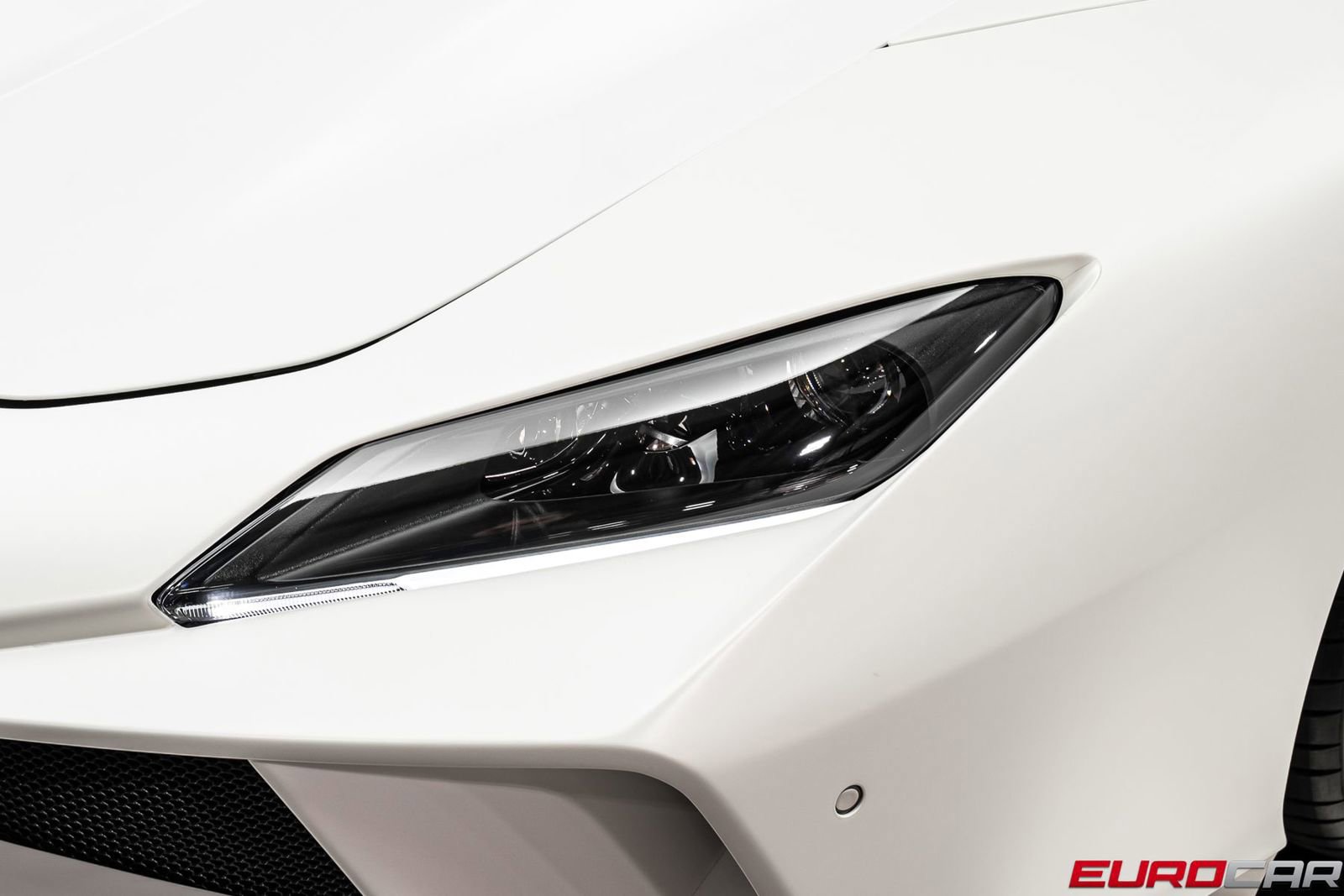 Used 2022 Ferrari F8 Tributo RWD image 17
