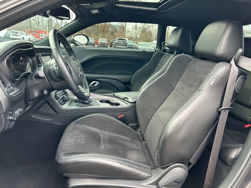 Certified 2023 Dodge Challenger R/T w/ Plus Package image 22