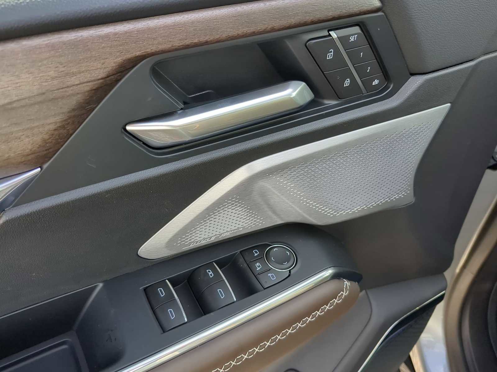 New 2026 GMC Acadia Denali Ultimate image 12