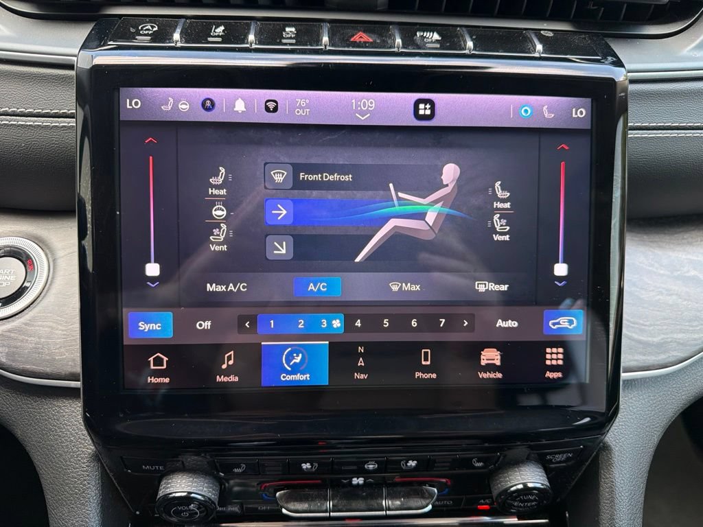 Certified 2023 Jeep Grand Cherokee Limited w/ Luxury Tech Group II AWD/4WD image 78