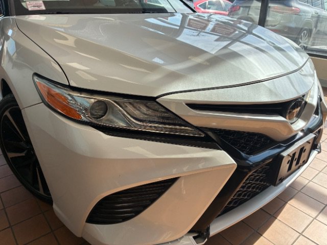 Used 2020 Toyota Camry XSE w/ Carpet Mat Package FWD image 2