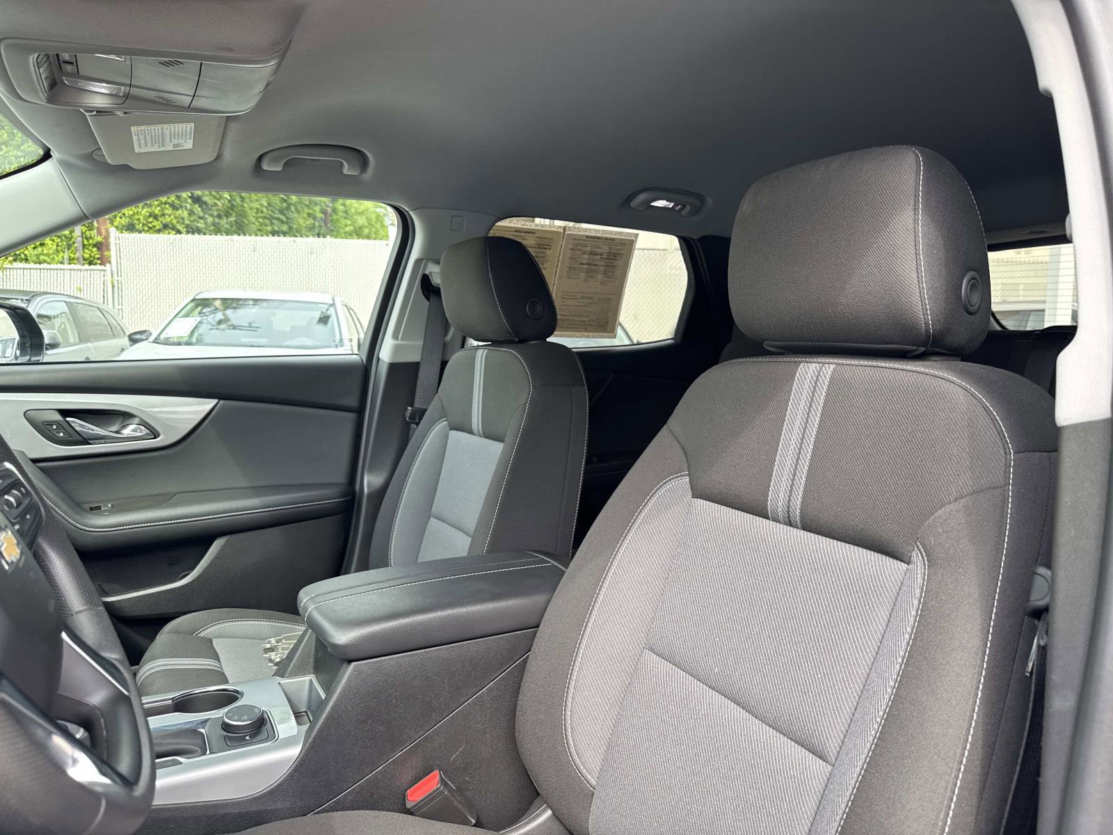 Used 2025 Chevrolet Blazer LT AWD/4WD image 16