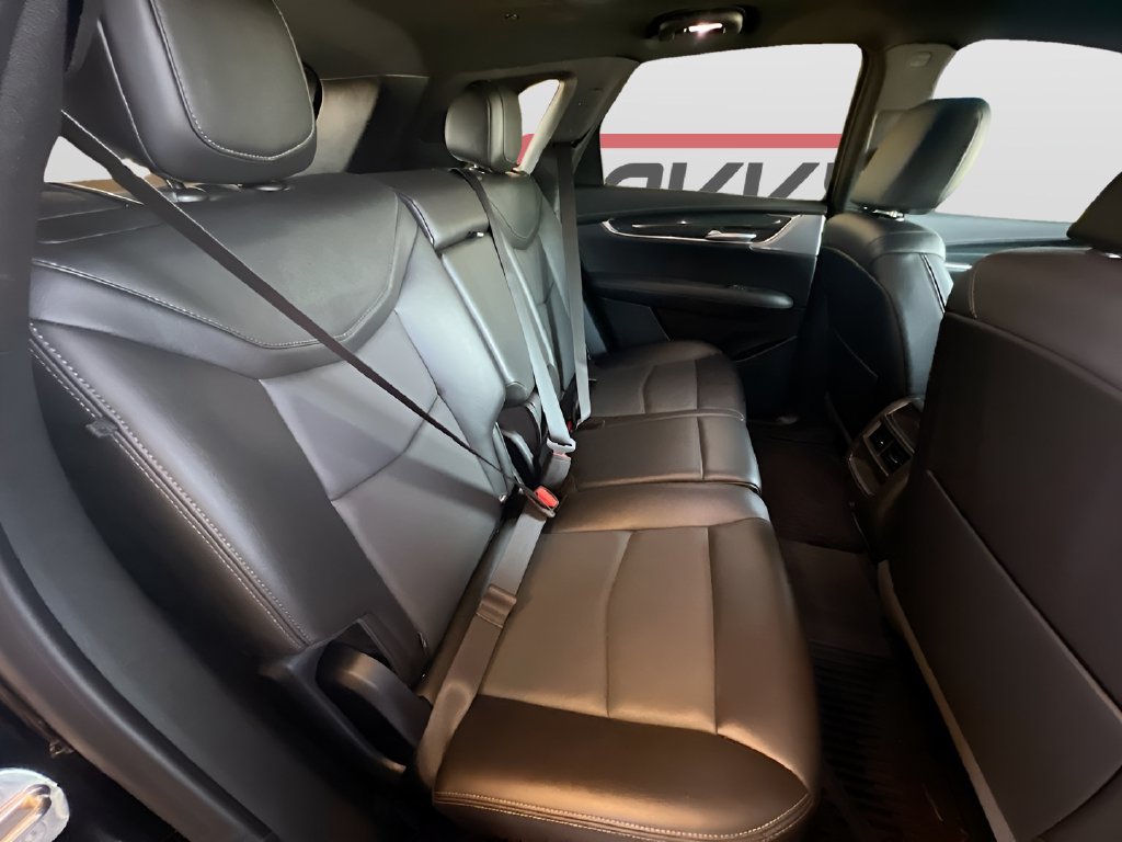 Used 2023 Cadillac XT5 Premium Luxury w/ Technology Package FWD image 28