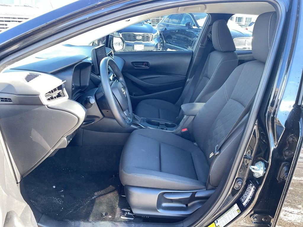 Used 2023 Toyota Corolla LE w/ Carpet Mat Package (TMS) image 8