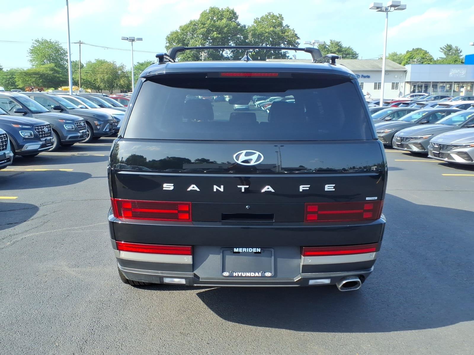 Certified 2025 Hyundai Santa Fe Limited AWD/4WD image 6