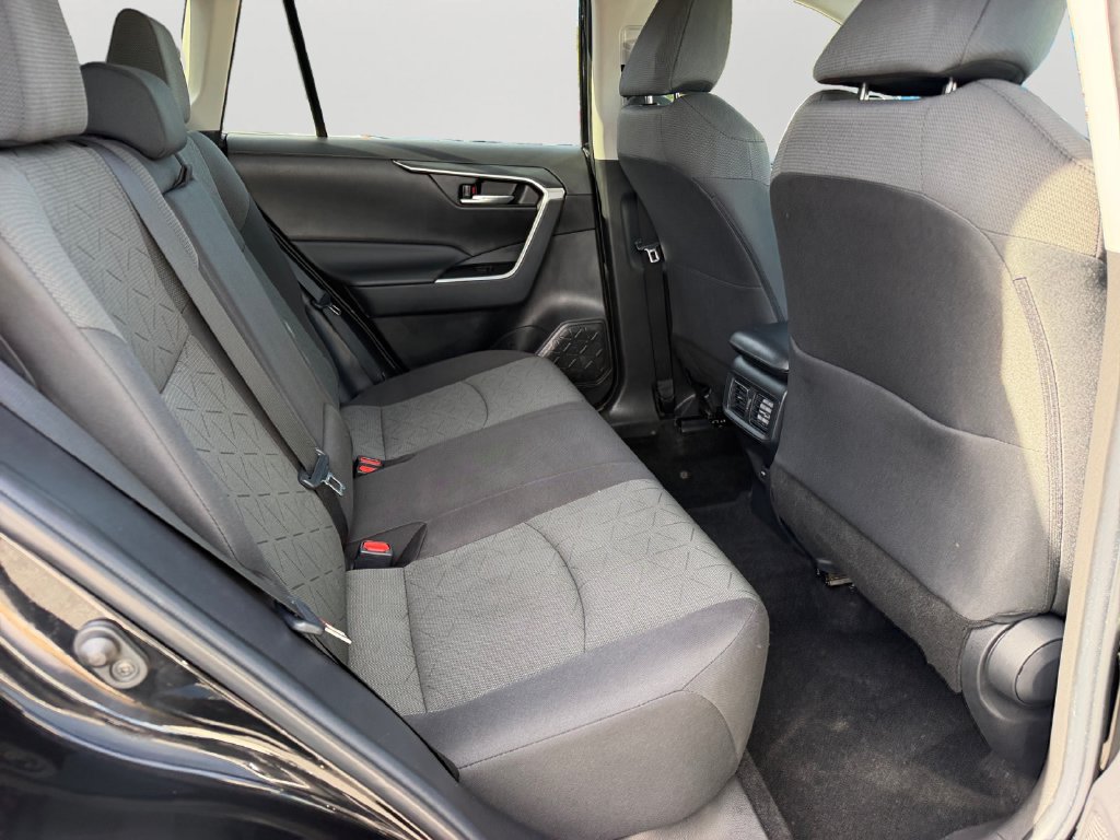 Used 2023 Toyota RAV4 XLE w/ Convenience Package AWD/4WD image 9