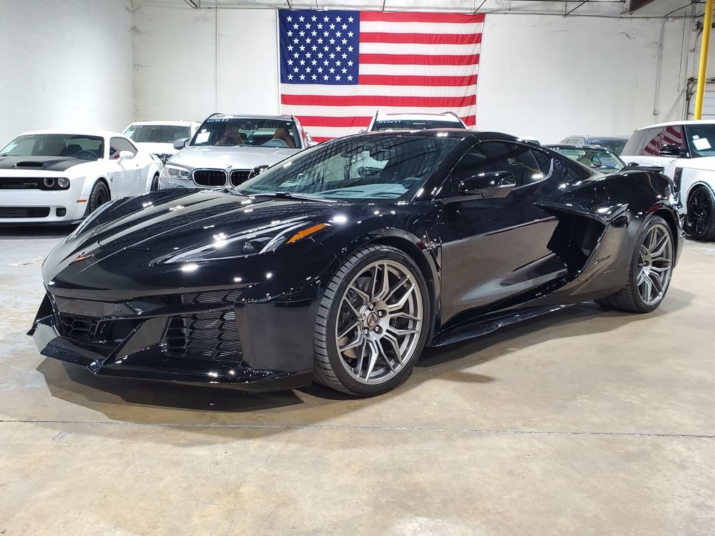 Used 2025 Chevrolet Corvette Z06 RWD image 50