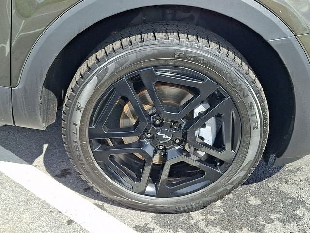 Used 2024 Kia Telluride EX X-Line AWD/4WD image 8