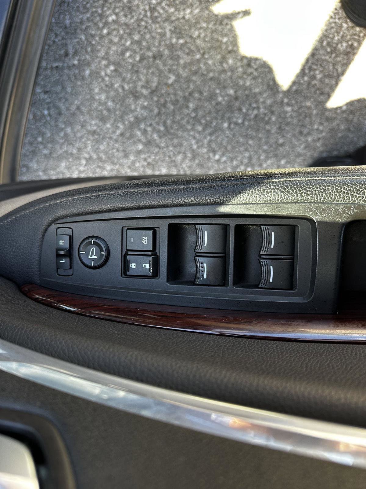 Used 2015 Acura MDX SH-AWD w/ Technology Package image 7