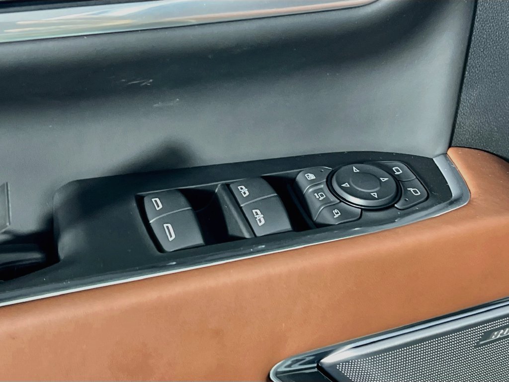 New 2026 GMC Sierra 3500 Denali Ultimate AWD/4WD image 14