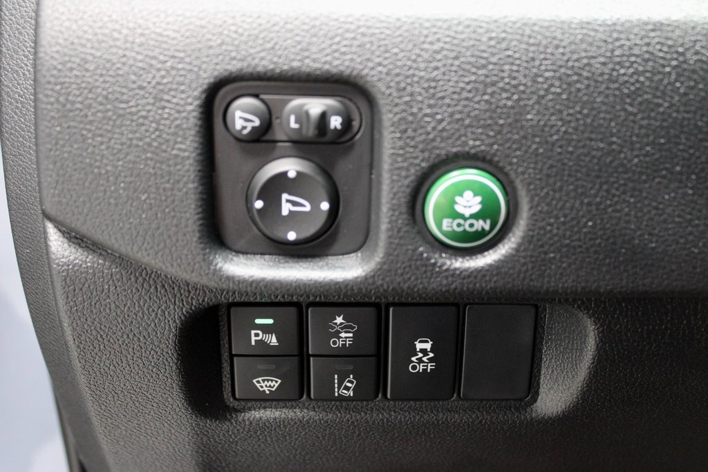 Used 2025 Honda Passport Black Edition image 29