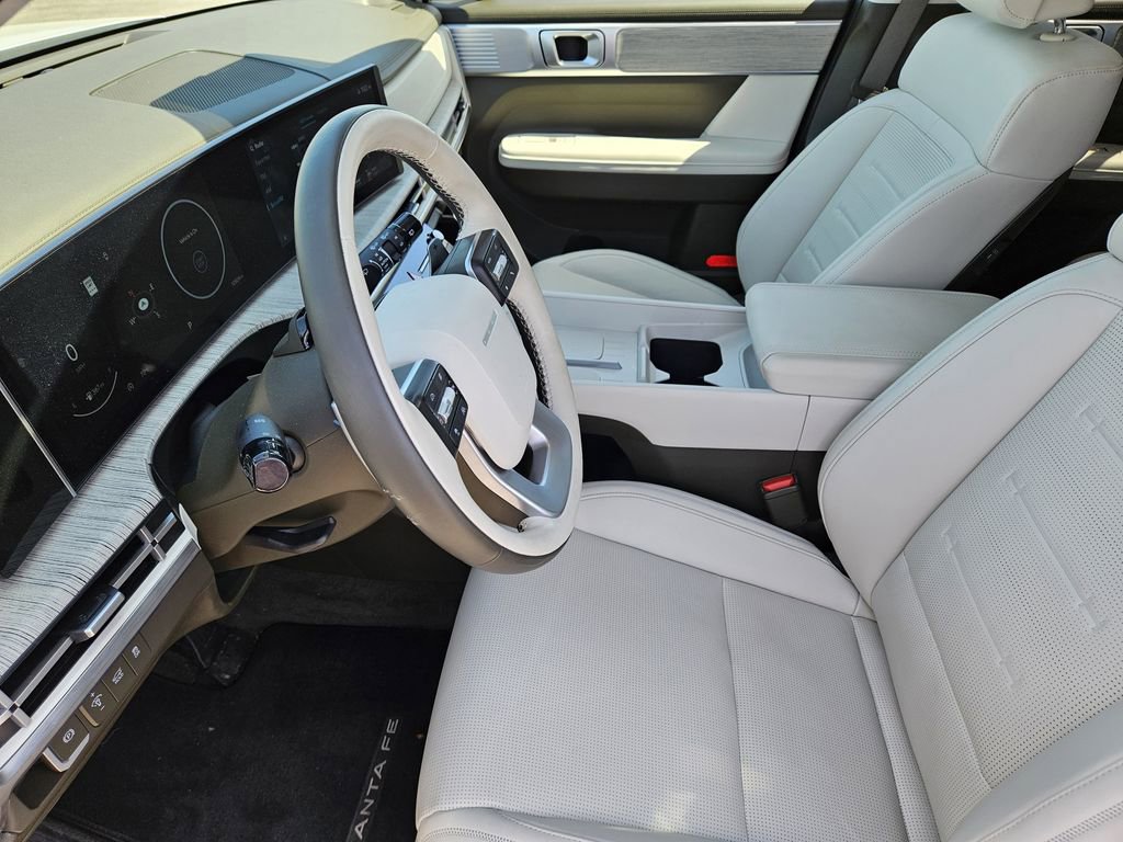 Used 2025 Hyundai Santa Fe Calligraphy image 9