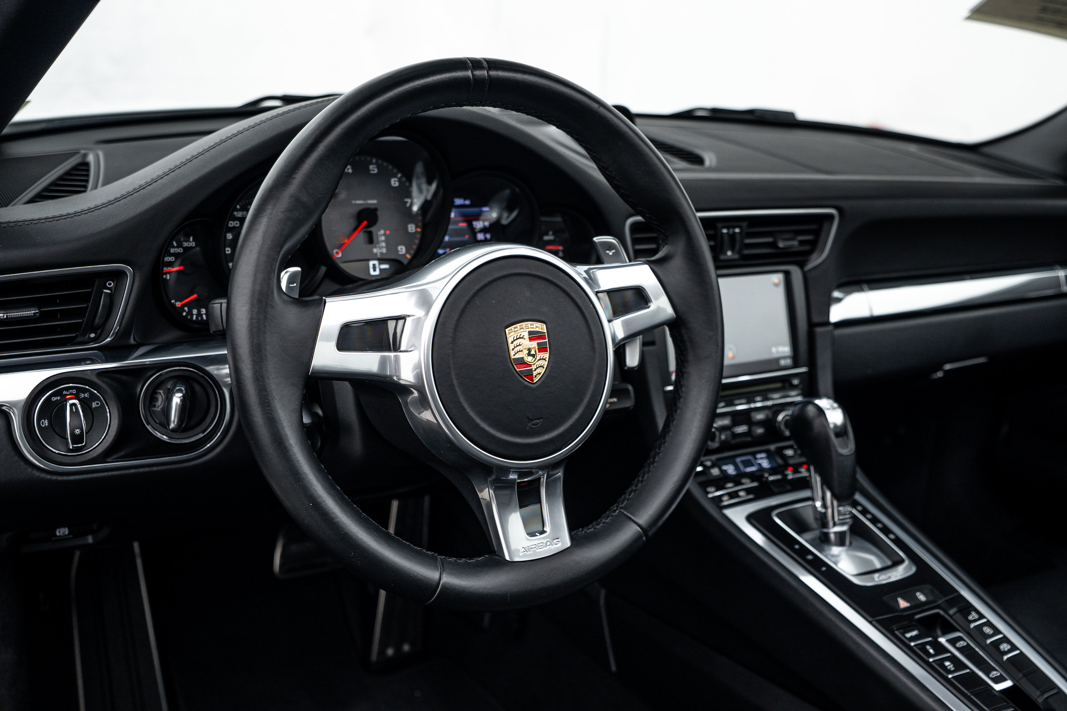 Certified 2014 Porsche 911 Targa 4S image 15