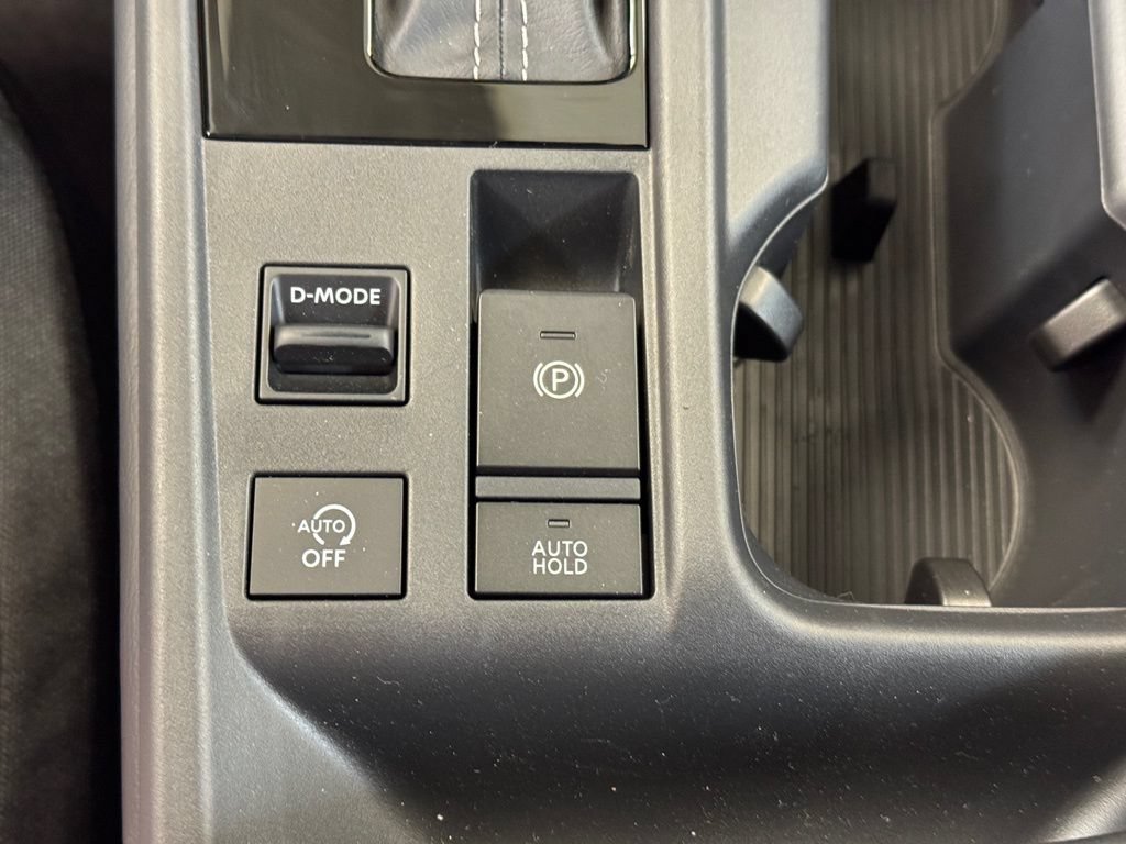 New 2026 Nissan Sentra SV w/ SV Convenience Package FWD image 31