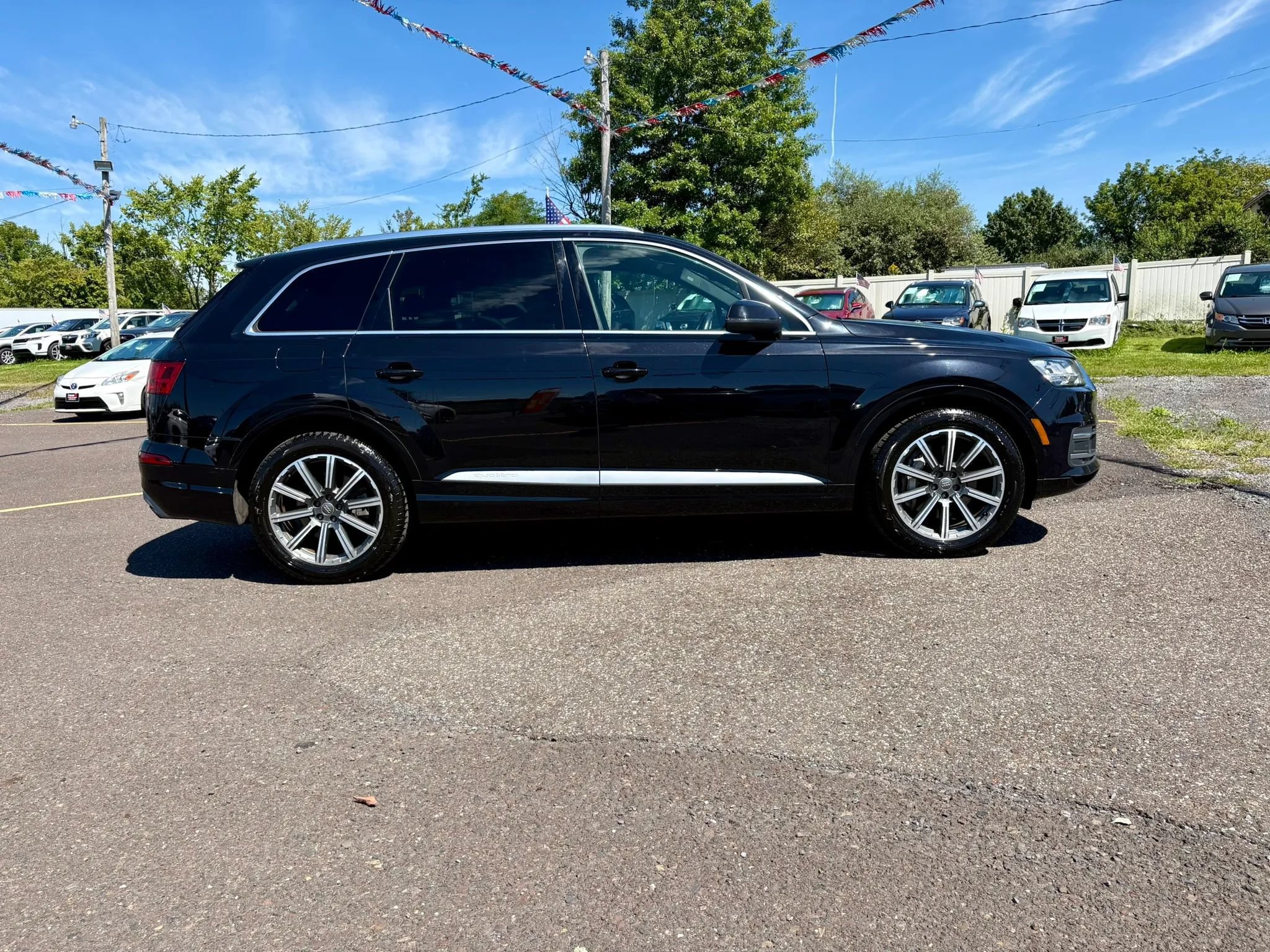 Used 2017 Audi Q7 3.0T Prestige AWD/4WD image 6