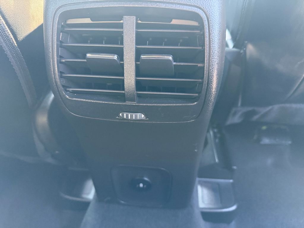 Used 2025 Ford Escape ST-Line Select image 16