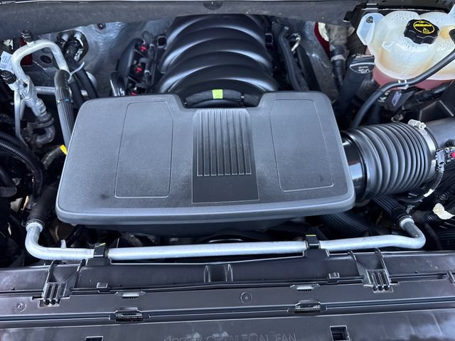 Used 2025 Chevrolet Silverado 1500 High Country AWD/4WD image 21