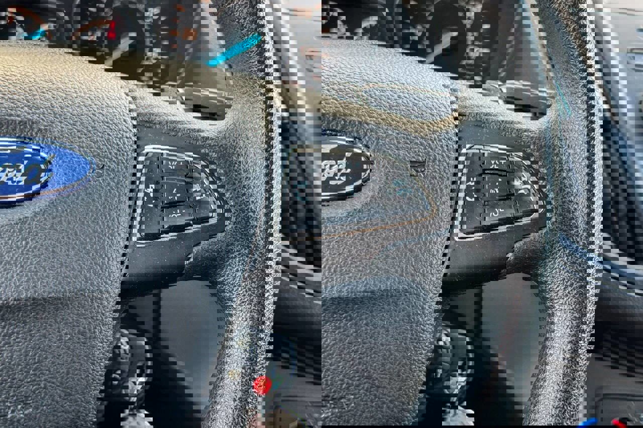 Used 2017 Ford Escape SE w/ SE Cold Weather Package image 24