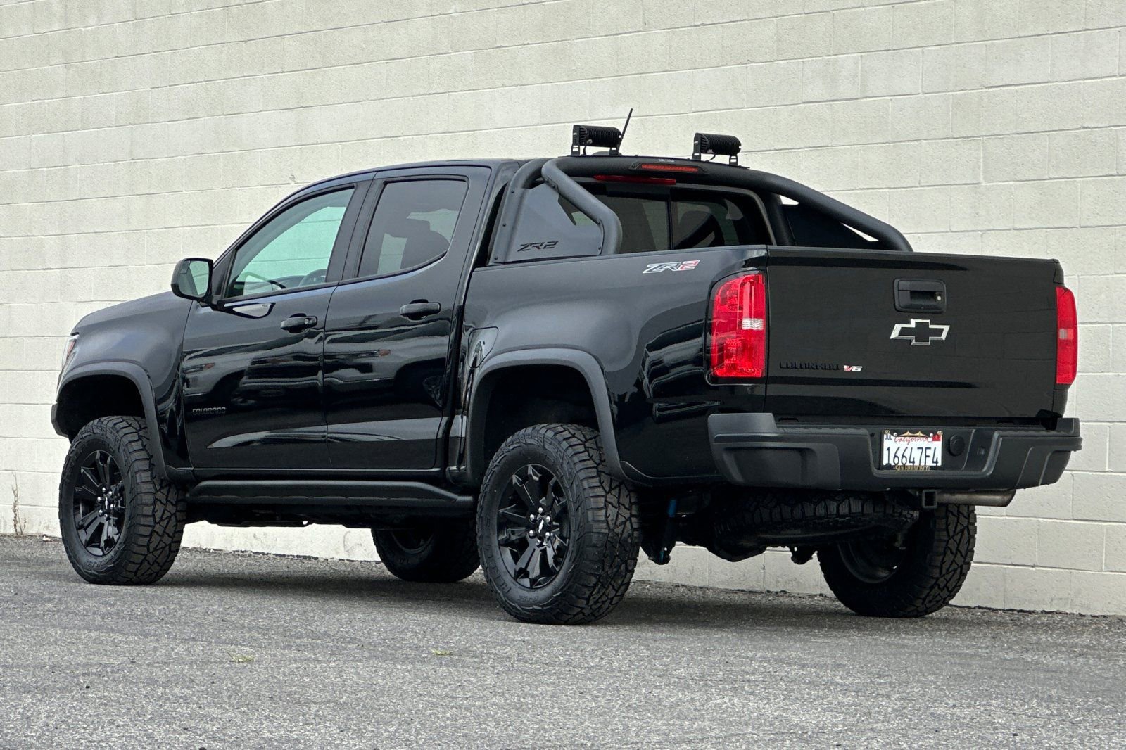 Certified 2020 Chevrolet Colorado ZR2 w/ ZR2 Midnight Special Edition image 6