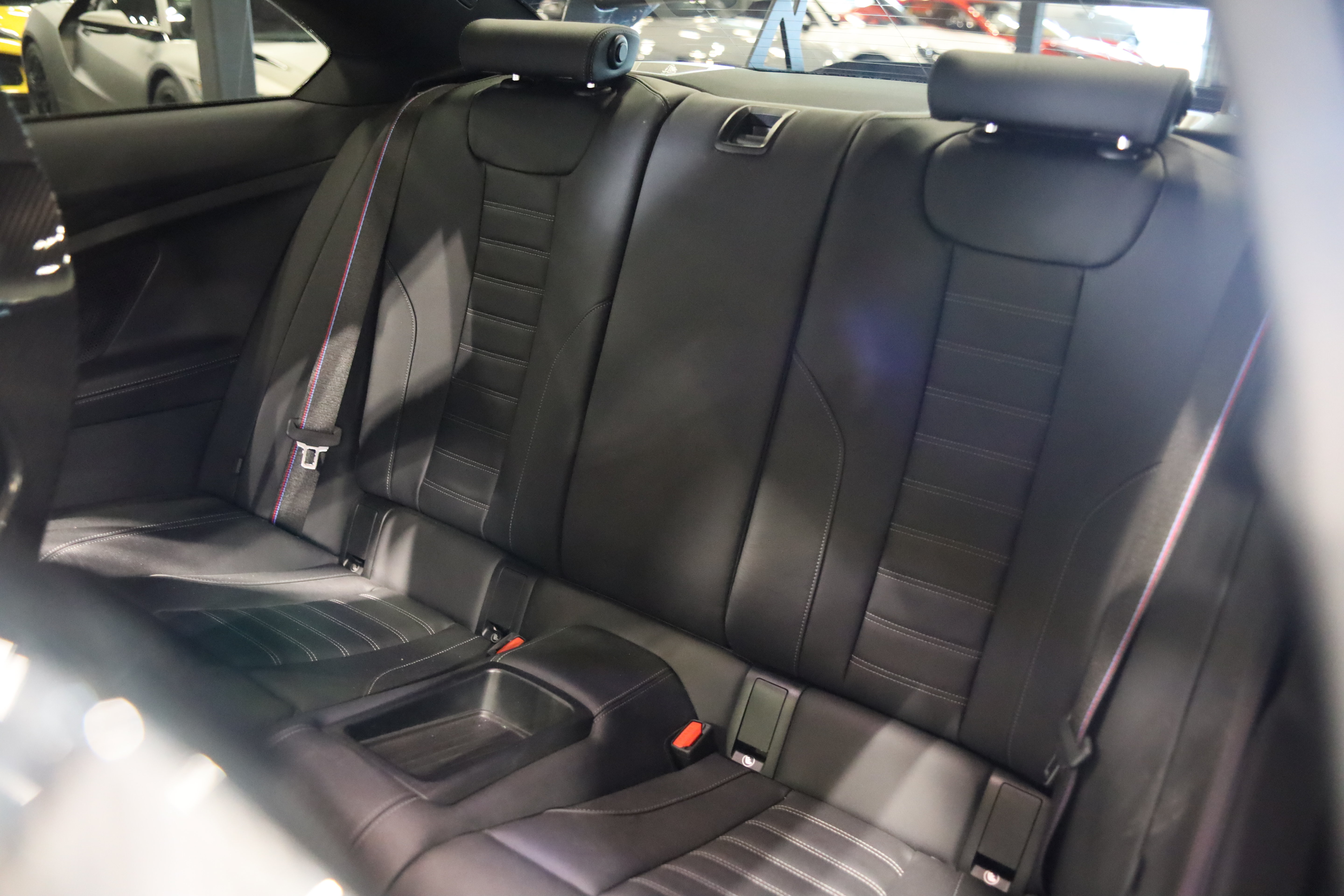 Used 2025 BMW M2 w/ Lighting Package RWD image 36