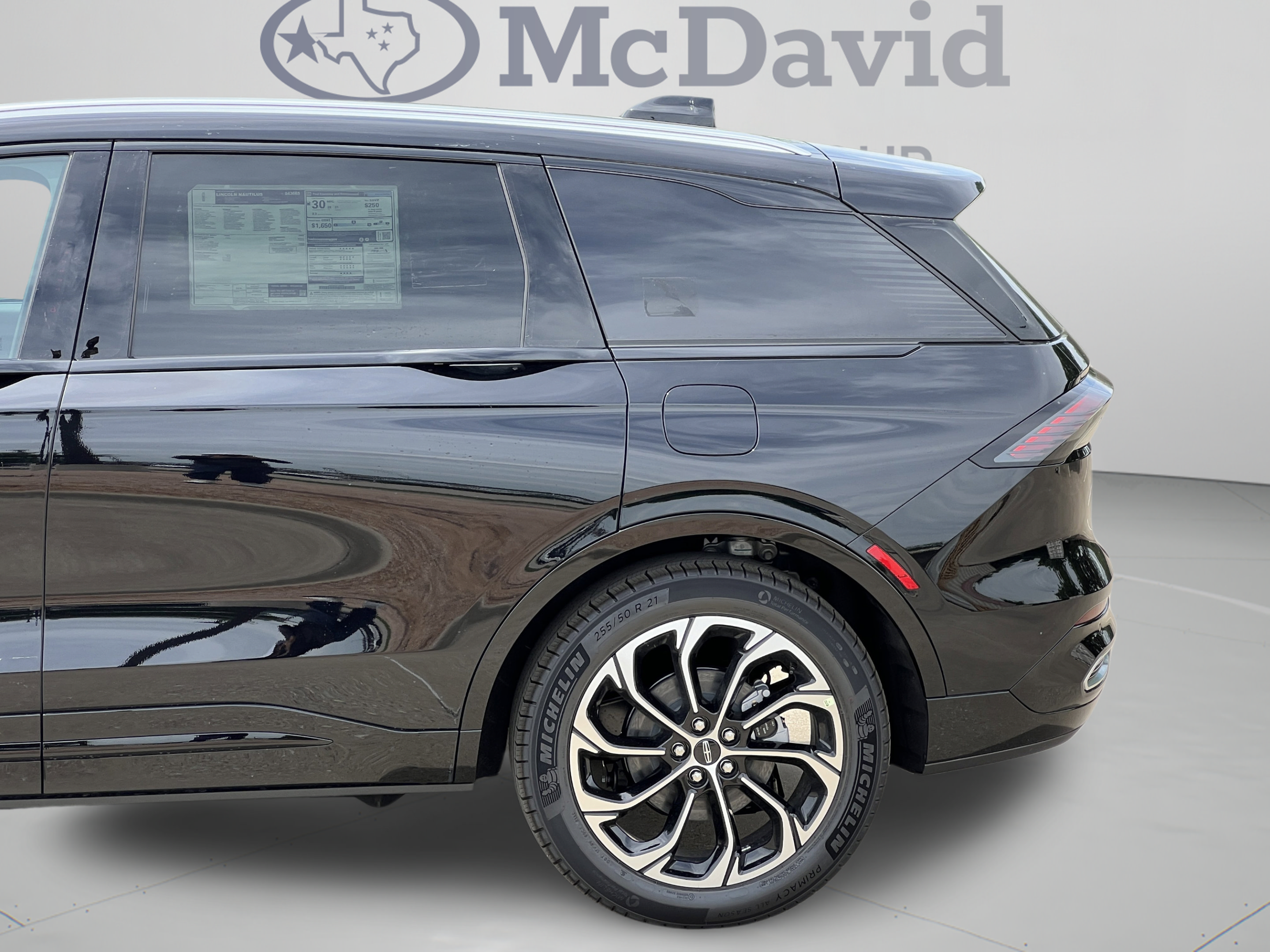 New 2026 Lincoln Nautilus Reserve AWD/4WD image 27