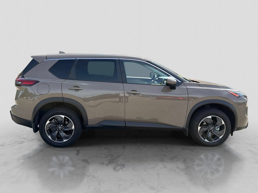 Certified 2024 Nissan Rogue SV AWD/4WD image 6