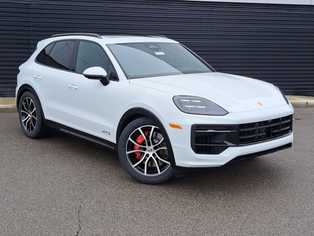 New 2026 Porsche Cayenne GTS AWD/4WD image 9
