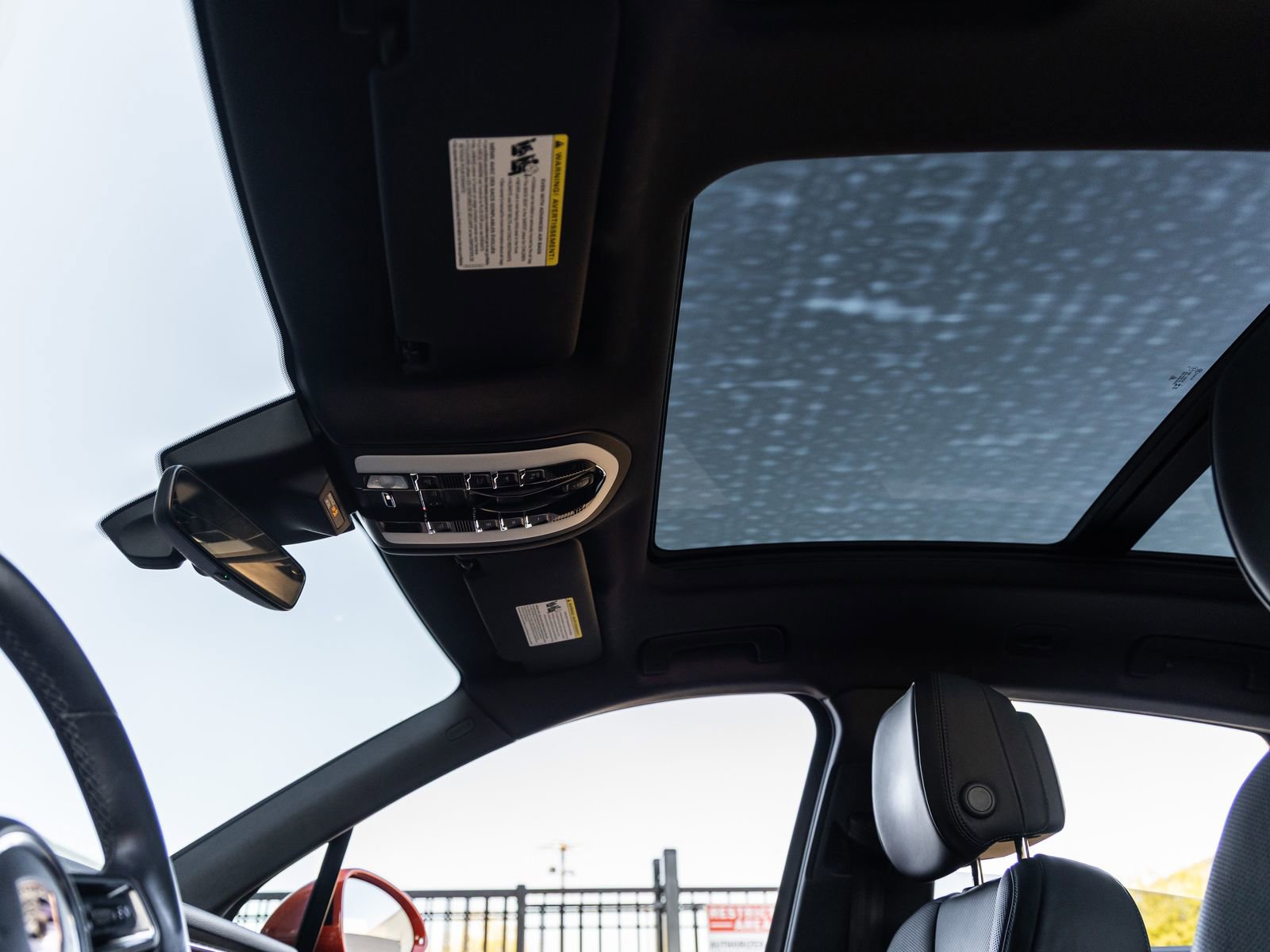 Certified 2024 Porsche Macan S image 27